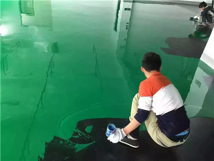 隆阳下面给你一份环氧地坪漆施工的完整流程